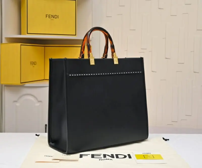 fendi aaa qualite tote-sac a main  pour femme s_11b53a44